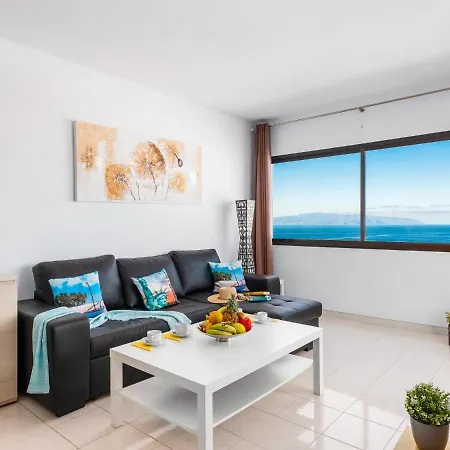 アパート 1409 Luxury Paraiso Sea View
