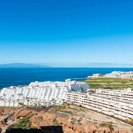 1409 Luxury Paraiso Sea View アパート